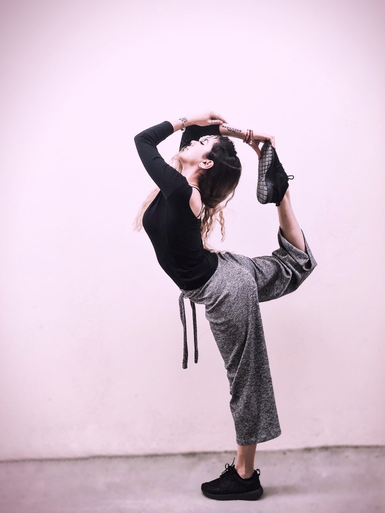 Anette Morgan Vegan Mexican Blogger OOTD Culottes Yoga Dancer