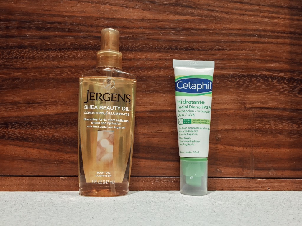 Anette Morgan Vegan Mexican Blogger Beach Essentials 
