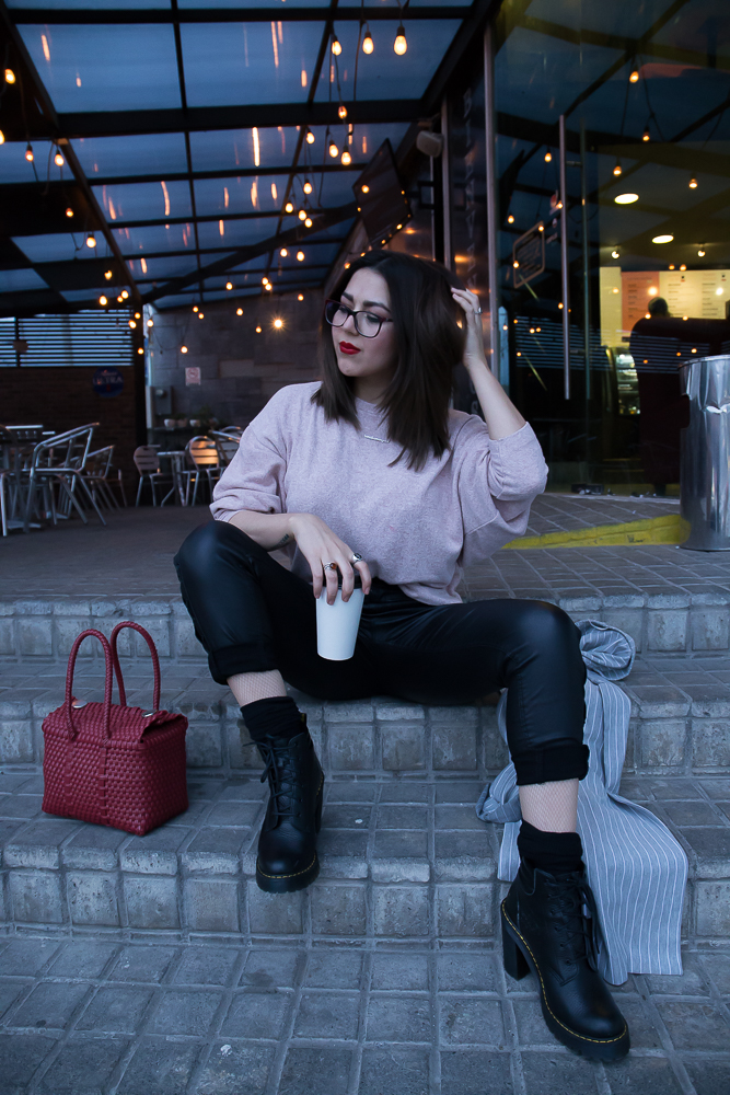 ANETTE MORGAN HEALTH WELLNESS LIFESTYLE BLOG DR MARTENS BOOTS 15
