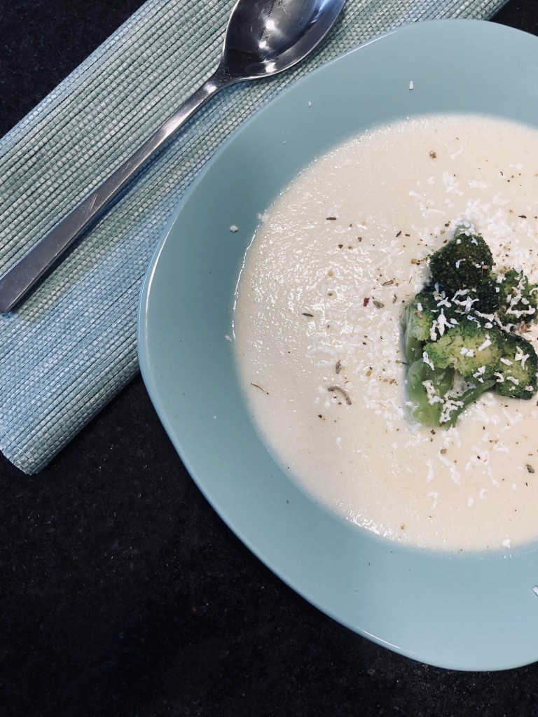 ANETTE MORGAN WELLNESS LIFESTYLE CREAMY SQUASH SOUP LOW CARB CHAYOTE