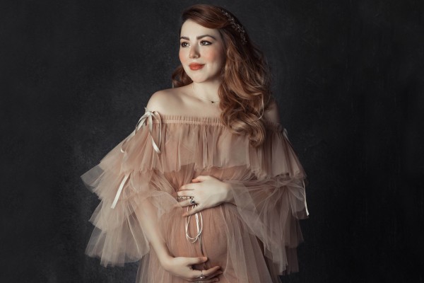 Anette Morgan Pregnancy Maternity Ander Sebastian Portrait COVER